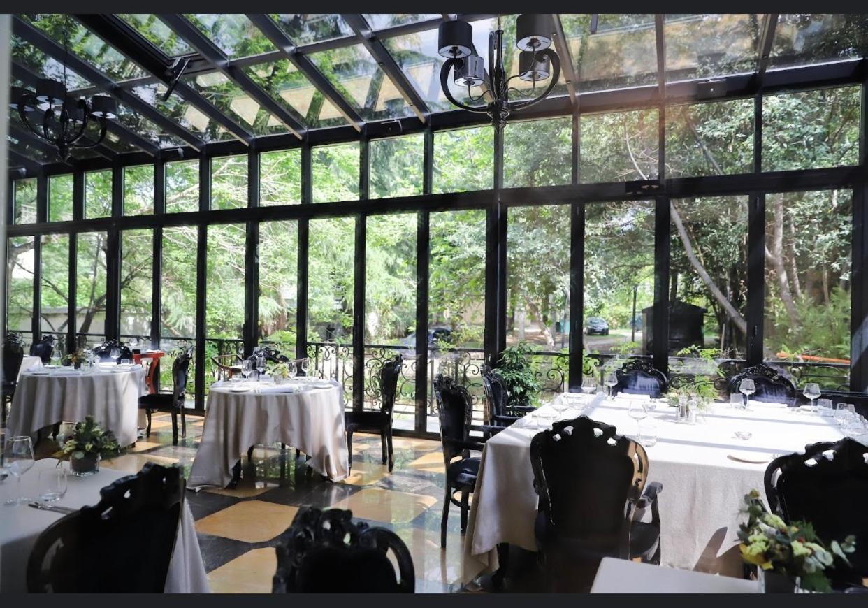 Lilo'S Place Tiranë Luaran gambar